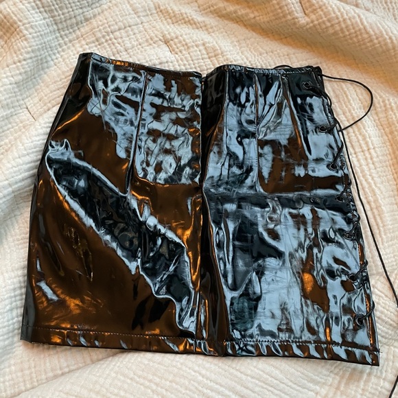 Rare Danielle Guizio Leather Lace Up Skirt - Picture 3 of 4